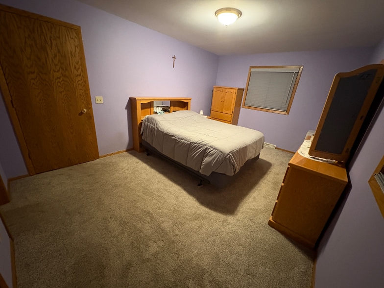 Building Photo - 2120 Walker Rd