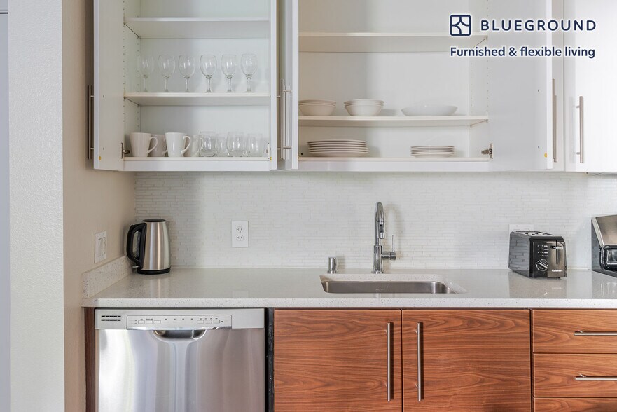 Building Photo - 299 Franklin St