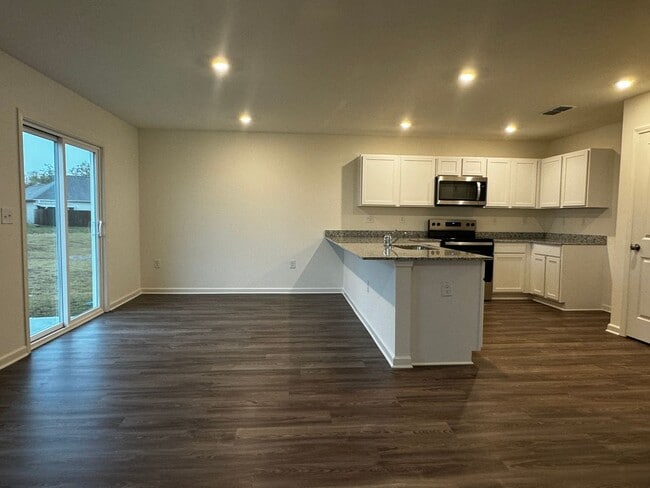 Building Photo - Single Family Home-249 Isabella Way