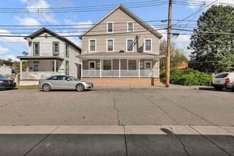 Building Photo - 1221 4th Ave