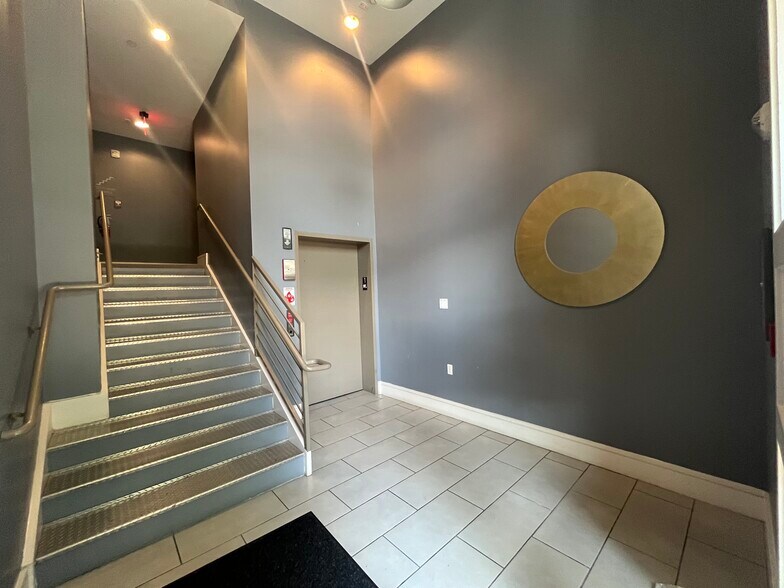 The lobby is pristine, and cleaners come twice a week to clean common areas. - 2910 Georgia Ave NW