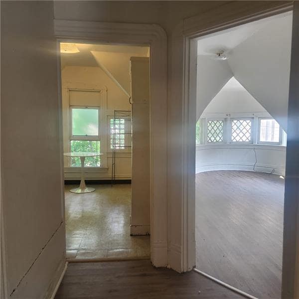 Building Photo - 602 Mulberry St