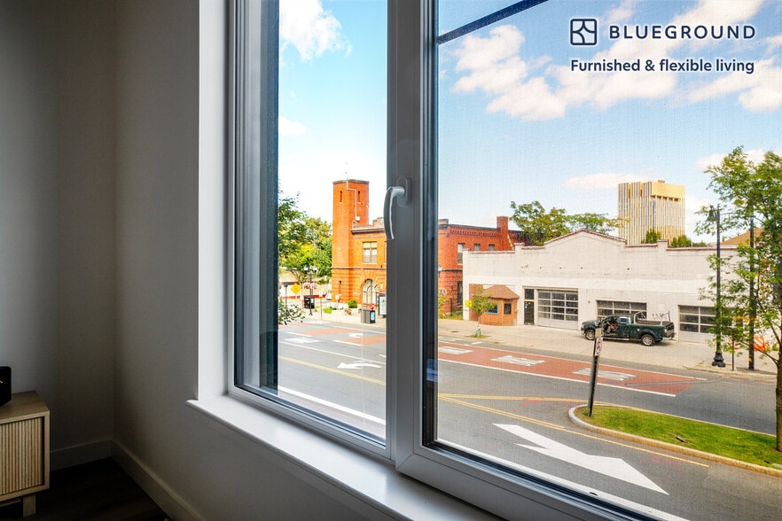 Building Photo - 154 Broadway-SI FL2-ID1106