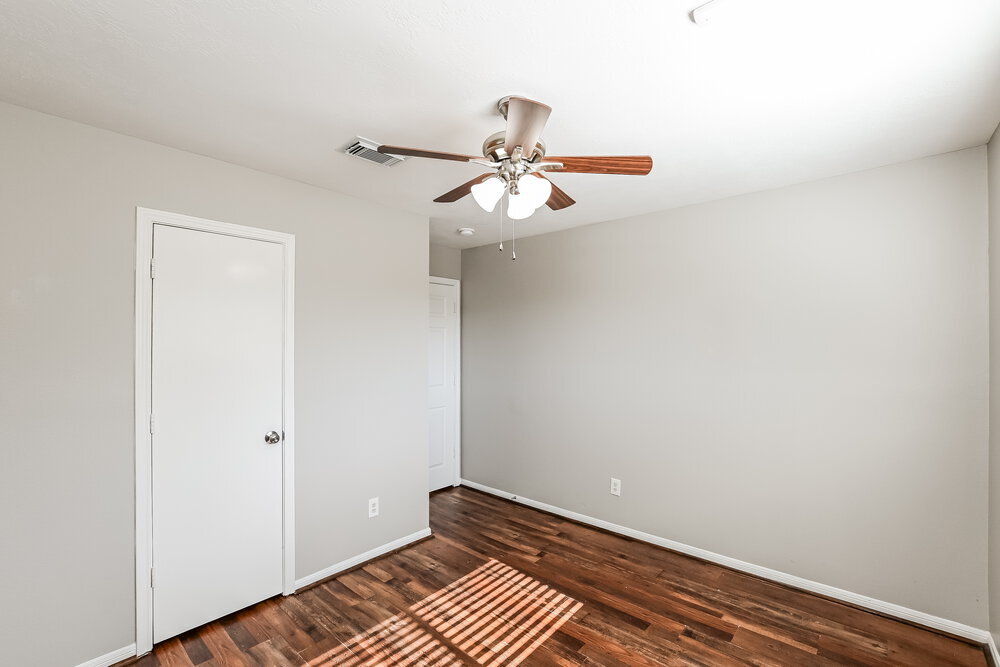 Building Photo - 7457 Parkland Manor Dr