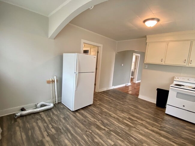 Building Photo - 2 Bedroom House in Seneca
