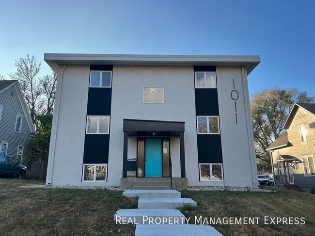 Building Photo - 1011 S 2nd Ave
