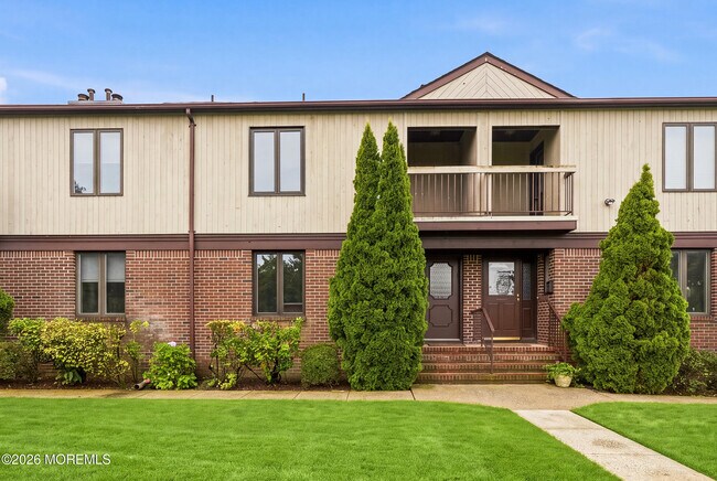 Building Photo - 108 Neptune Ave