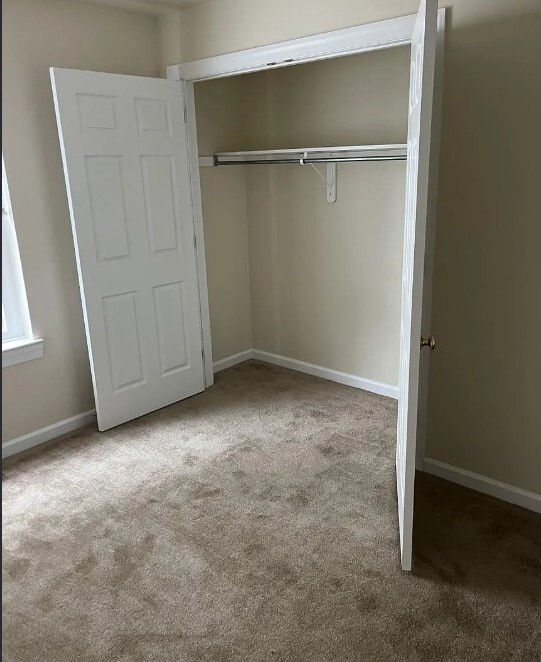 Building Photo - 4483 Horseshoe Pike