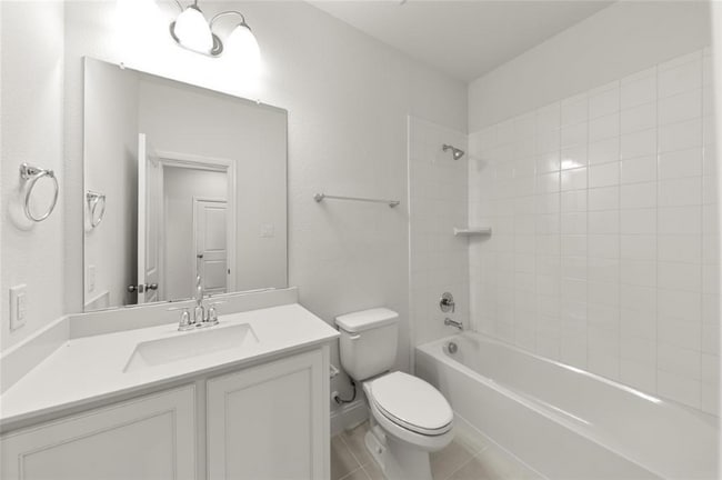 Building Photo - 625 Presidio St