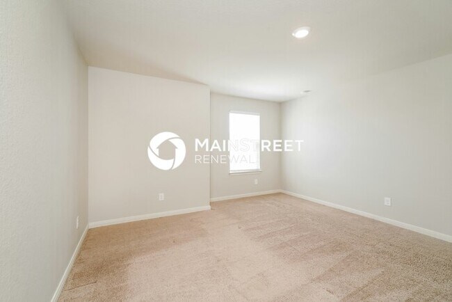 Building Photo - 4 Bedroom Pet-Friendly Home in New Braunfels, TX with Main Street Renewal