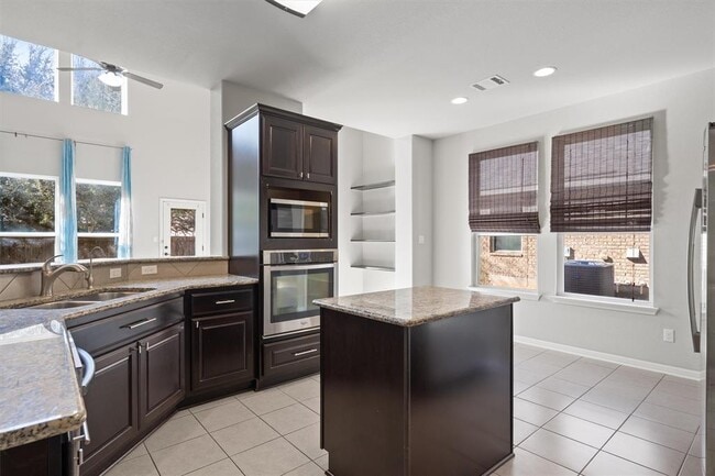 Building Photo - 104 San Matteo St