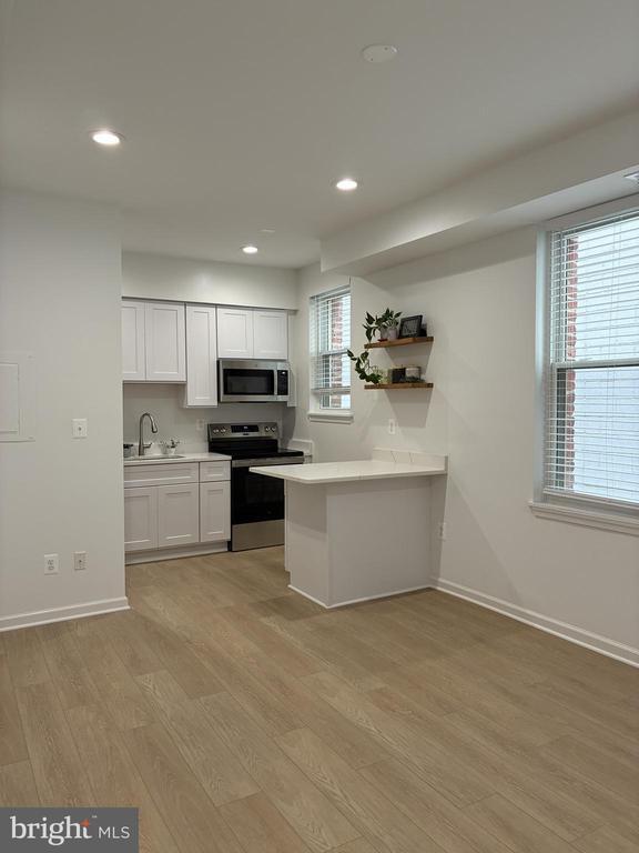 Building Photo - 1447 Chapin St NW