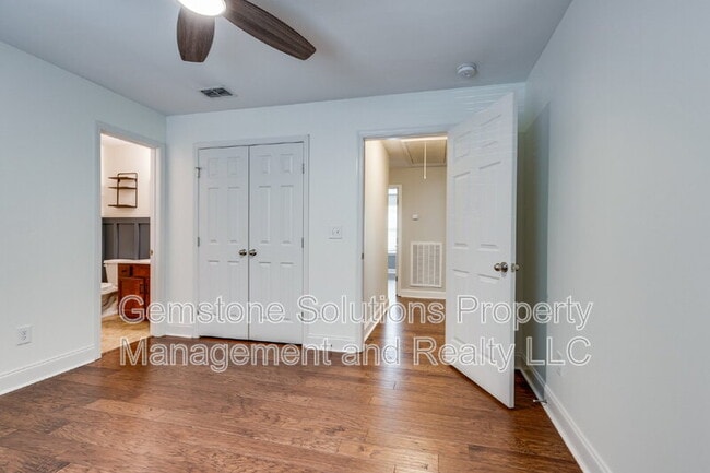 Building Photo - 2605 Paddock Park Dr