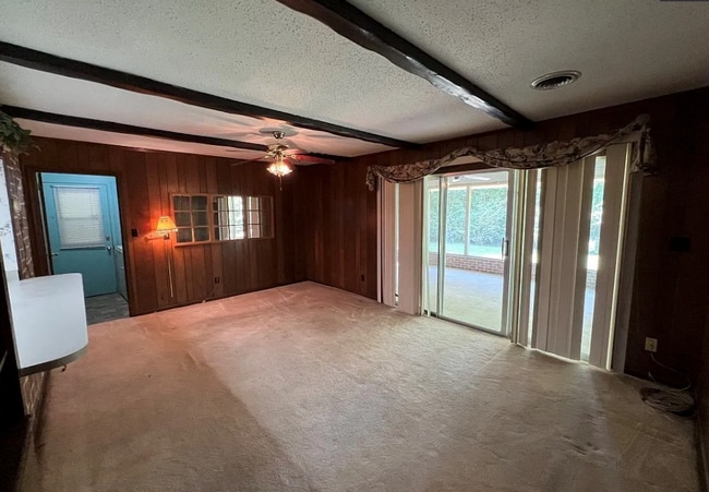 Building Photo - 4409 McCampbell Dr