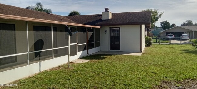 Building Photo - Large corner lot in Port Orange, Beautiful...