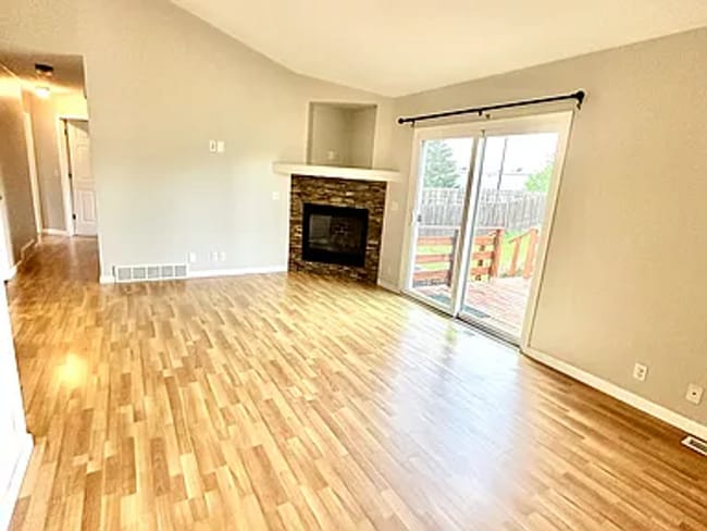 Building Photo - 17029 Sprague St