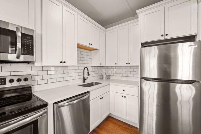 Building Photo - 107 Union Ave