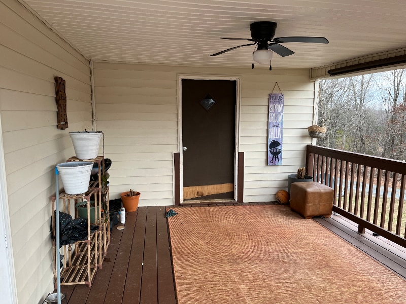 Building Photo - 550 Hopkins Rd