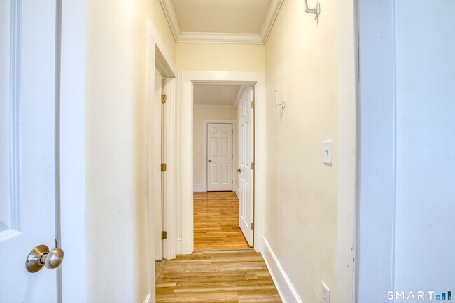 Building Photo - 44-46-46 Glendale Ave