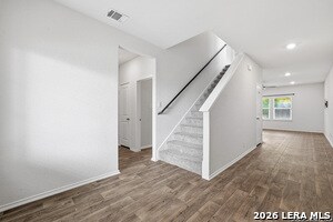 Building Photo - 6630 Greensleeves