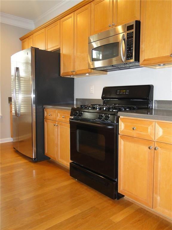 Building Photo - 1749 Highlands View Dr