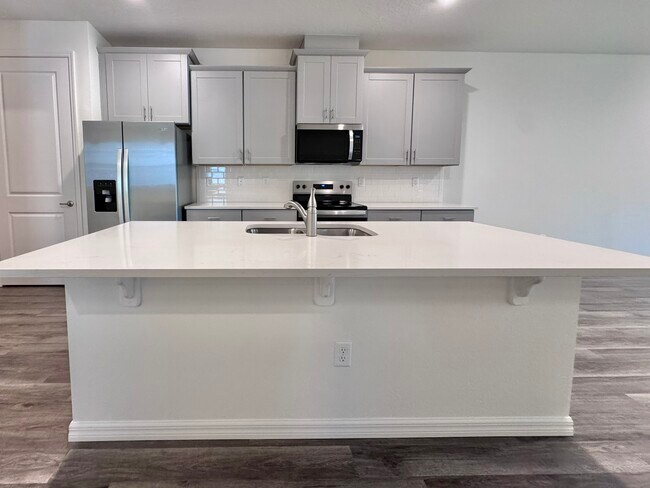 Building Photo - 2697 Kinsale Ln