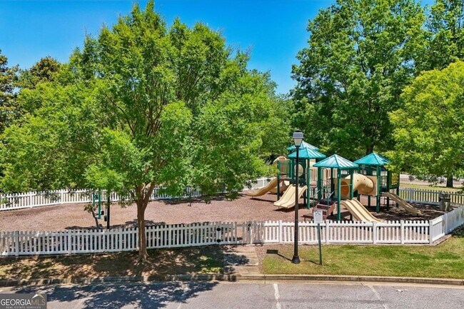 Building Photo - 4105 Hastings Dr