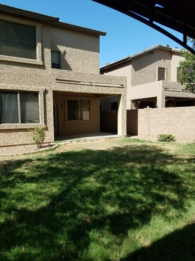 Building Photo - FREE RENT OAC  4 bedroom  3 car garage RV Gate