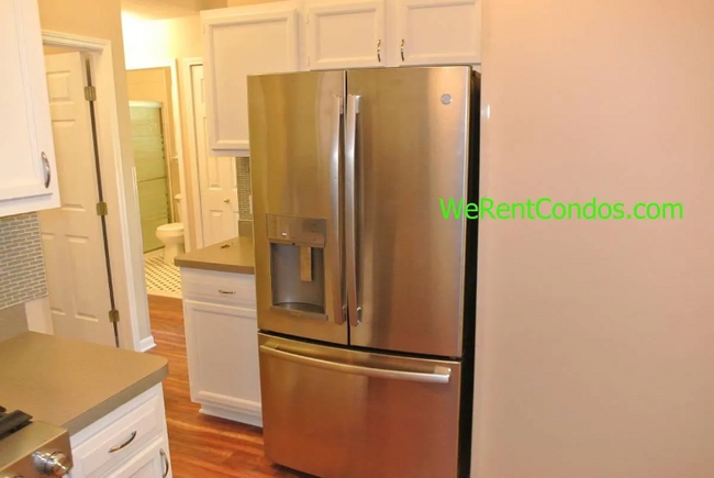 Building Photo - 301 Daniel Ave