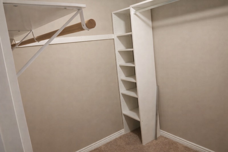 Building Photo - 1024 Shadow Point Dr