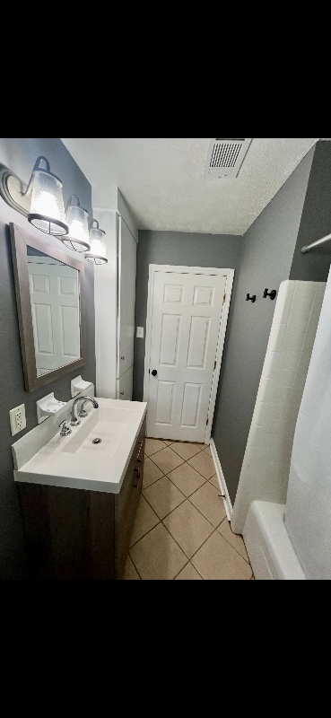 Building Photo - 5054 Abbott Ave