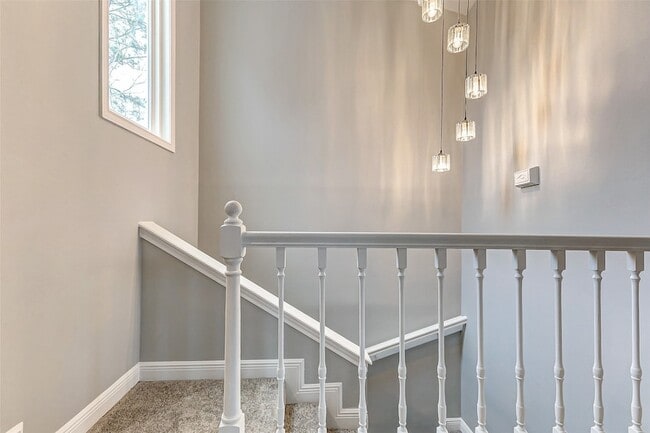 Building Photo - 1727 Cloister Dr