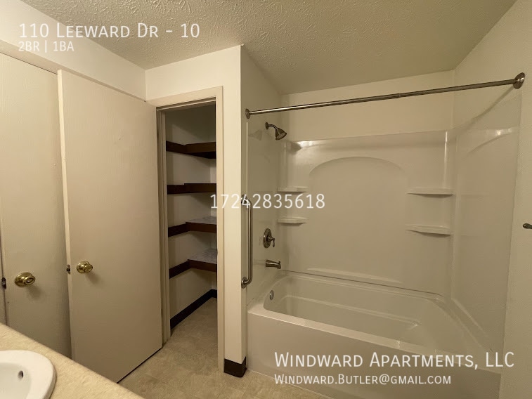 Building Photo - 110 Leeward Dr