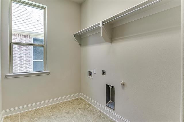 Building Photo - 3021 Avondale Ct