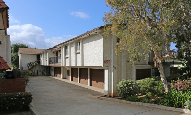Primary Photo - 494 F St