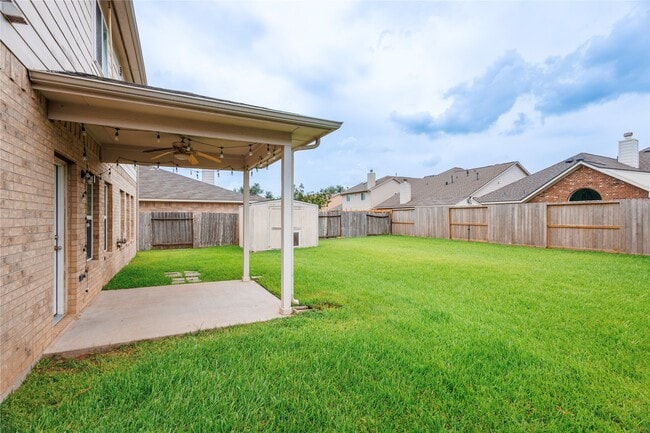 Building Photo - 6010 Twin Creek