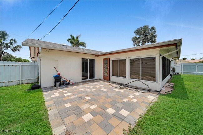 Building Photo - 4512 Coronado Pkwy