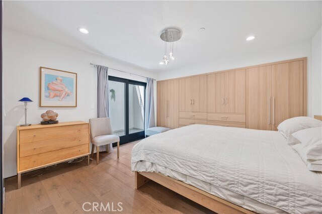 Building Photo - 332 Avenue E