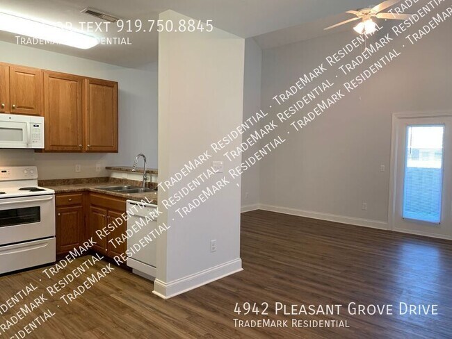 Building Photo - 4942 Pleasant Grove Dr