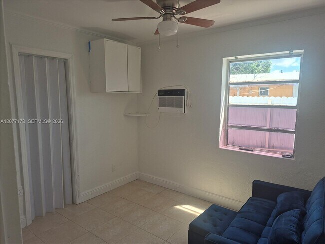 Building Photo - 11285 SW 43rd St