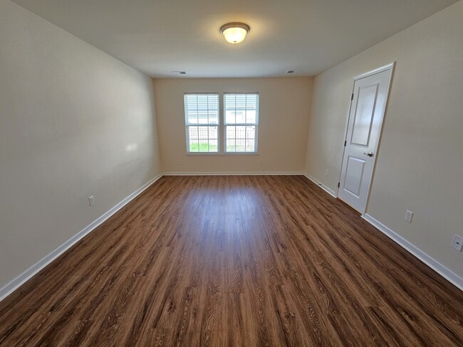 Building Photo - 309 Christiane Way