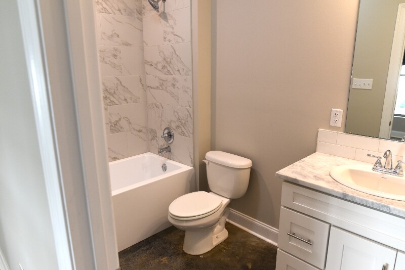 Building Photo - 210 Spoonbill Dr