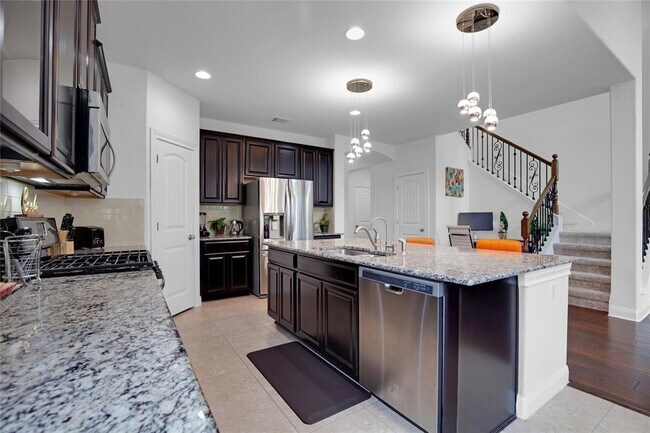 Building Photo - 5724 Siragusa Dr