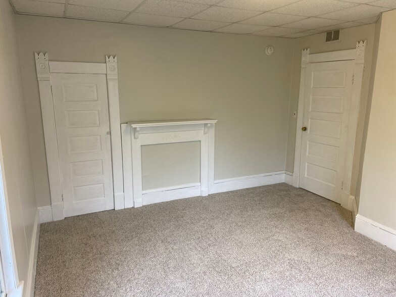 Primary BR - 432 Roanoke Blvd
