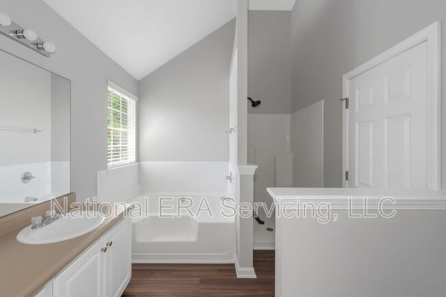 Building Photo - 481 Harvick Cir