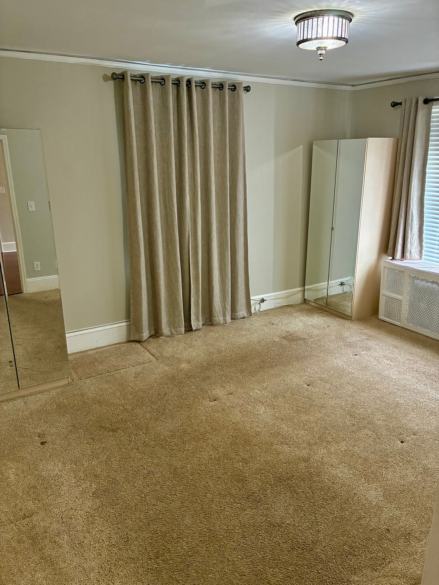 Building Photo - 42 Primrose St