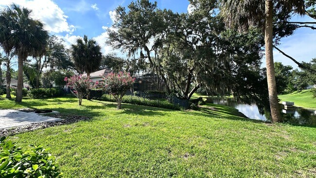 Building Photo - 7468 Aprelle Dr