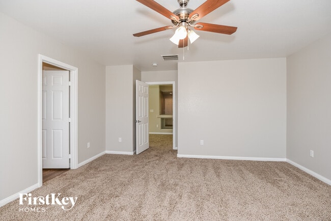 Building Photo - 9826 Smokey Moon St