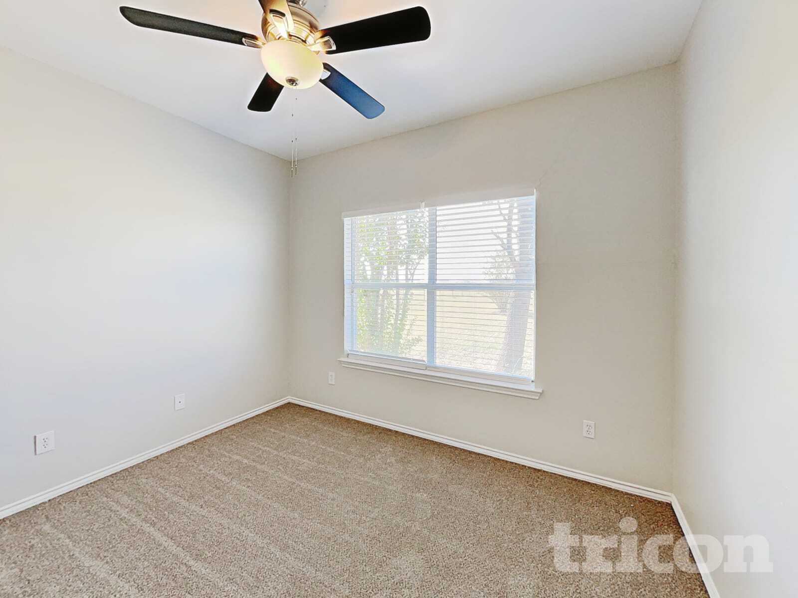 Building Photo - 1081 Treehouse Ln