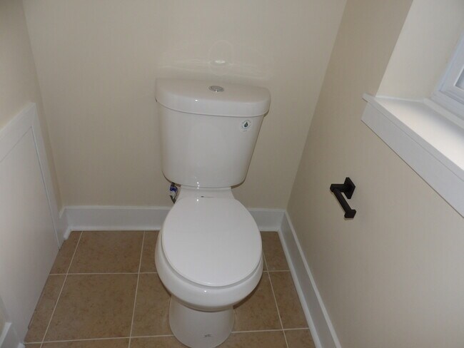 Building Photo - 4618 Walnut St